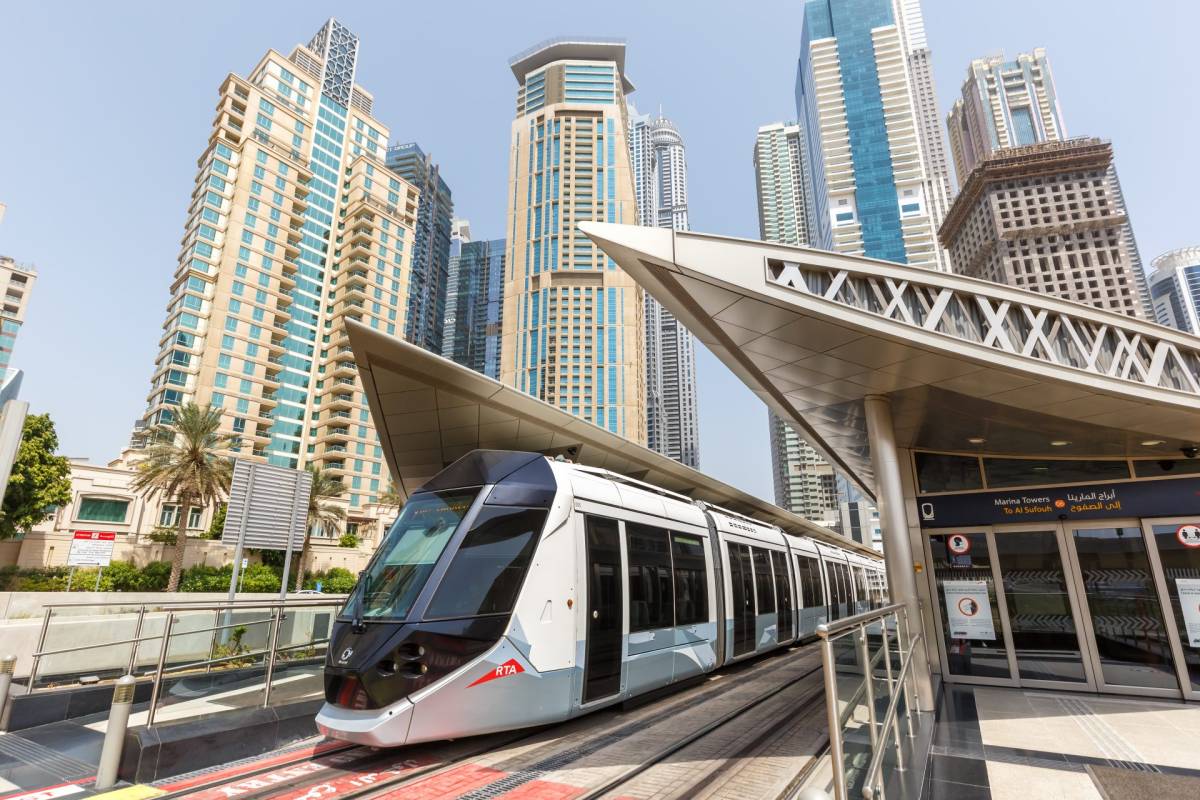 Dubai launches first solar-powered transport system 