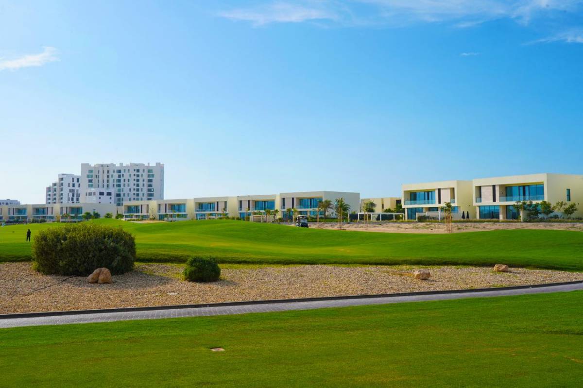 Al Zorah Development announces The Fairways Villas handover to homeowners