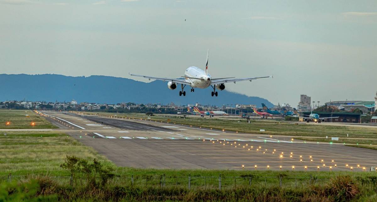 UAE flights Pakistan India