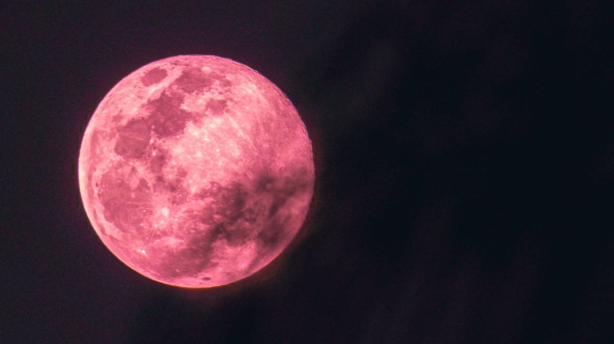 Strawberry Moon 2025: When and where to watch it in UAE?