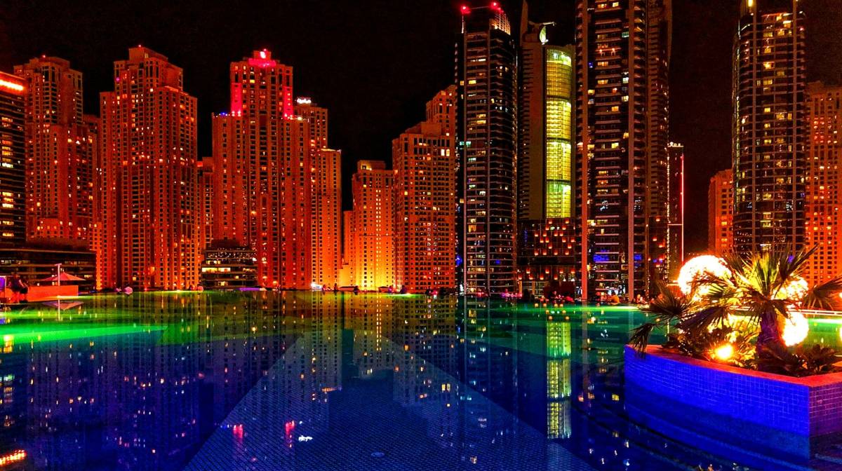 Dubai at night