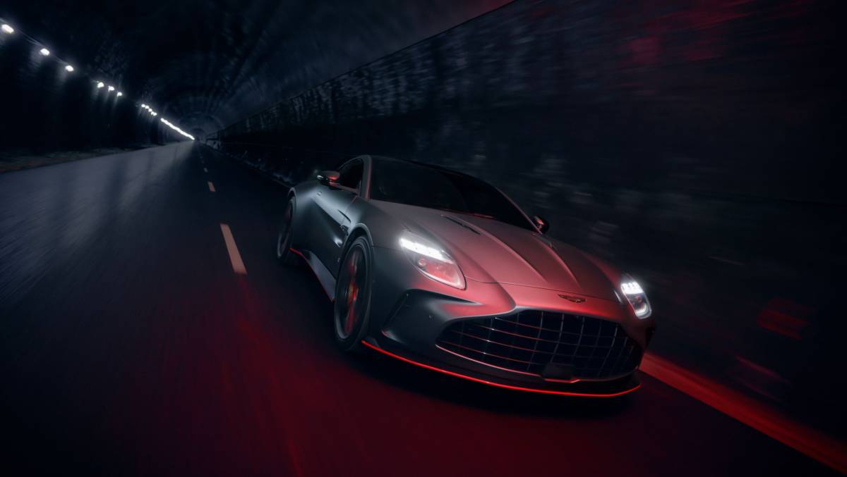 Aston Martin Vantage S