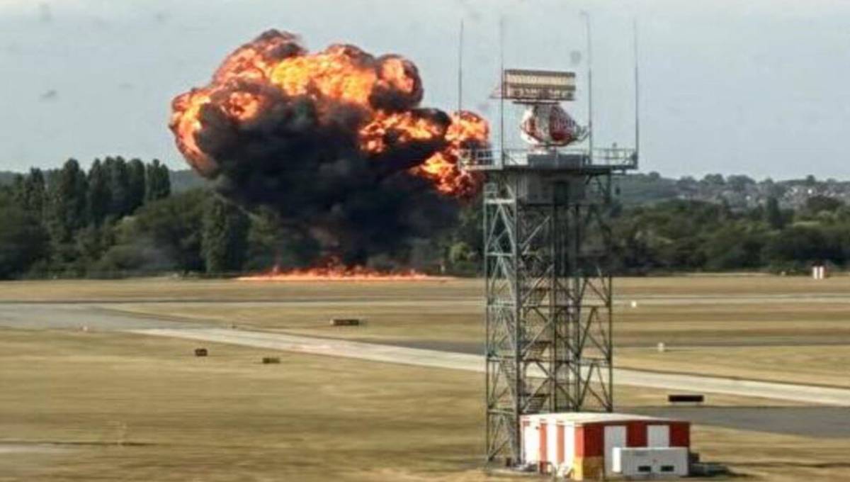 Plane crash London