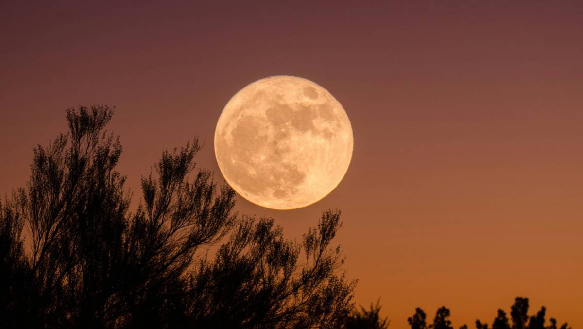 Supermoon