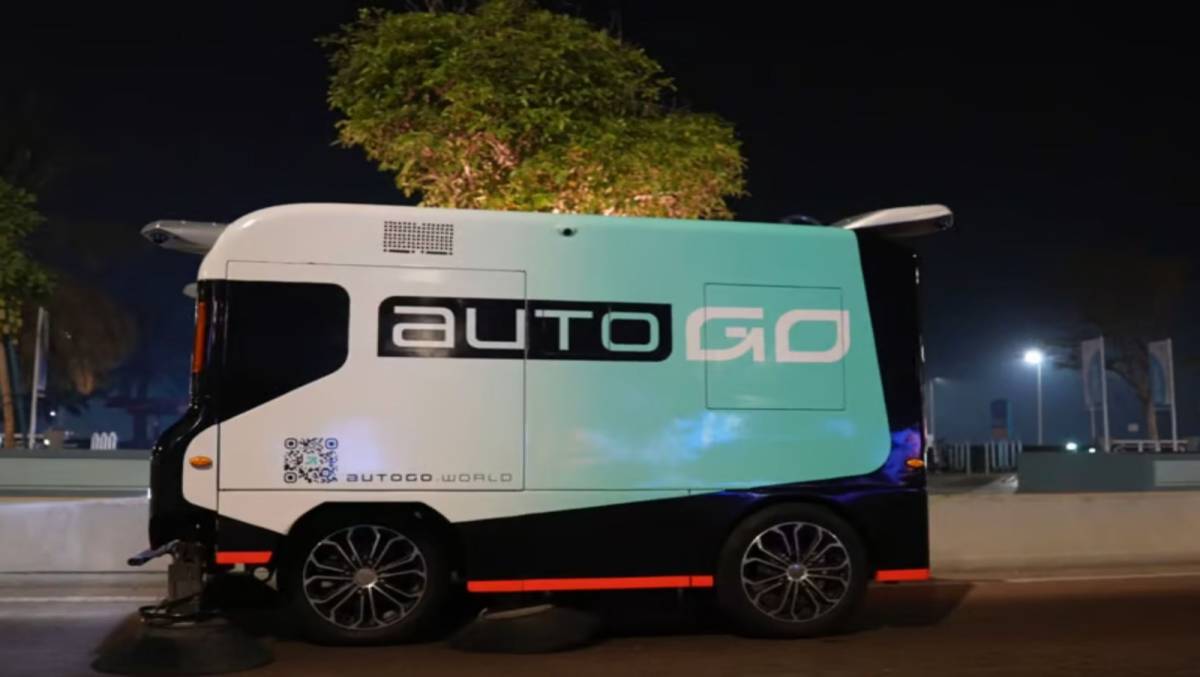 Abu Dhabi Robosweeper