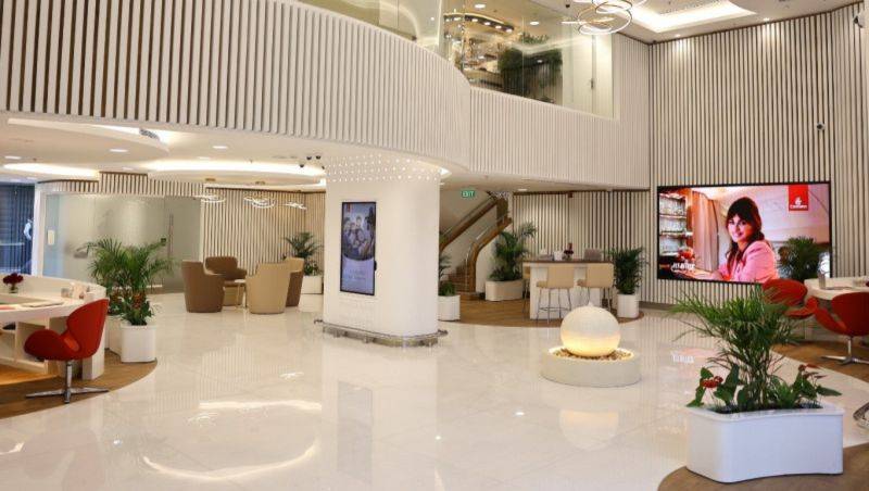 Emirates World Store