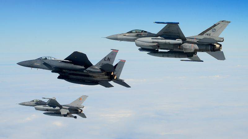 US aircraft crash