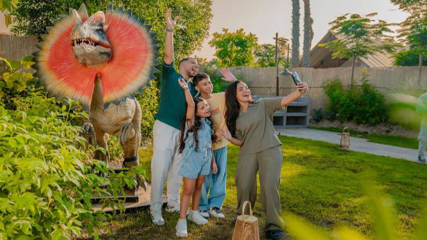 Dubai’s T-REX Glamping