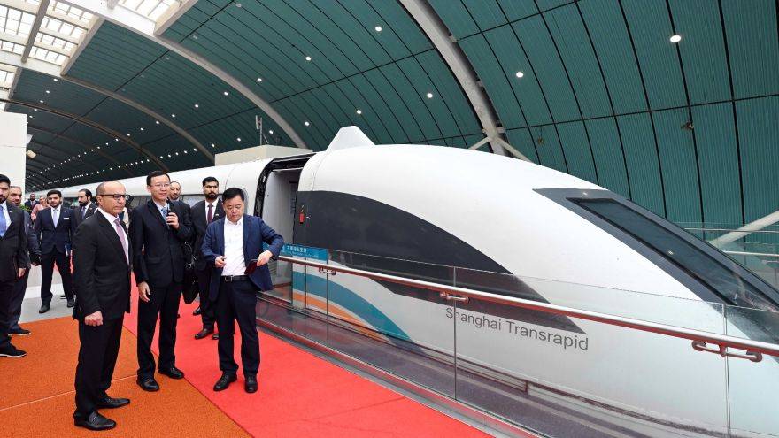 Dubai China transport